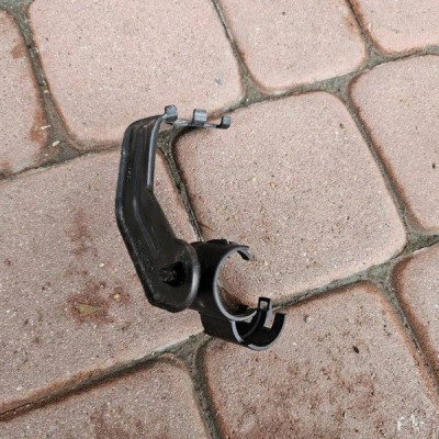 Uchwyt mocowanie wspornik silnika 1.5D 1.5CRDI LXD Opel Astra K 39217185