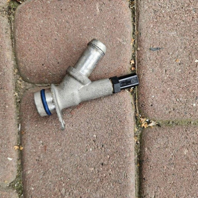 Czujnik temperatury wody 1.5D 1.5CRDI LXD F15DVC Opel Astra K 55491198