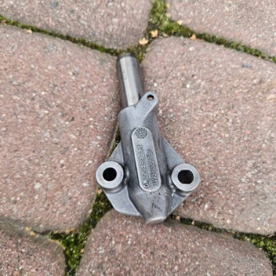 Napinacz paska rozrządu olejowy 1.5D LXD 1.5CRDI Opel Astra K 55489214