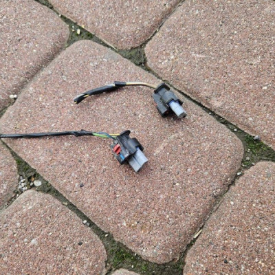 Kostka wtyczka PDC wiązka instalacja parkowania Opel Astra K 39217860