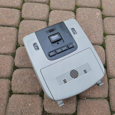 Lampka oświetlenie kabiny podsufitki Toyota Camry VIII XV70 1D111-277G