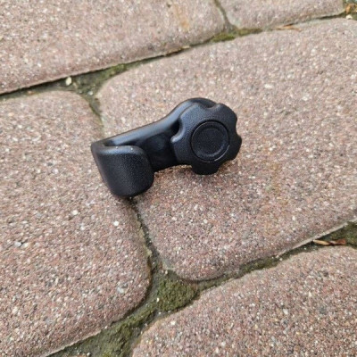 Haczyk mocowanie wieszak wspornik Toyota Camry VIII XV70 64725-33090