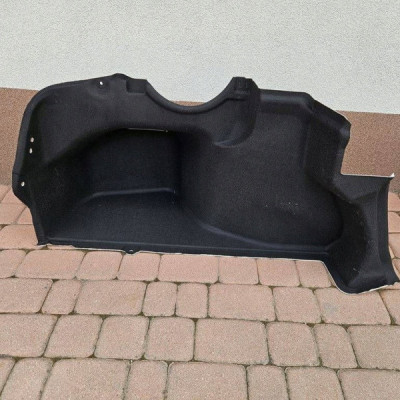 Boczek tapicerka bagażnika obudowa lewa Toyota Camry VIII XV70 64722-33200