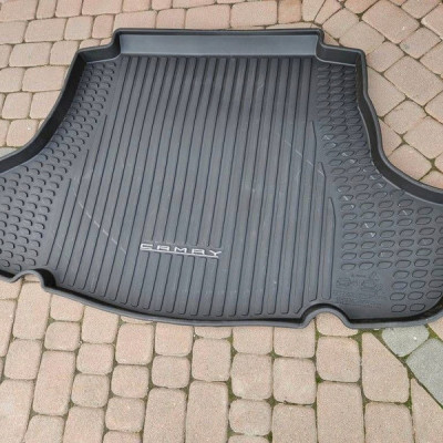 Dywan wykładzina bagażnika mata Toyota Camry VIII XV70 PT908-03185