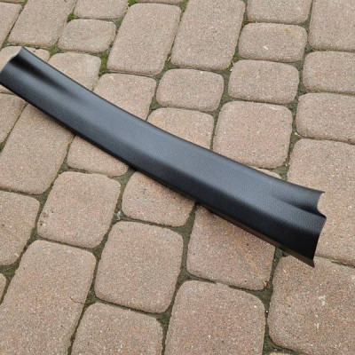 Obudowa osłona progu listwa lewa Toyota Camry VIII XV70 67918-33140