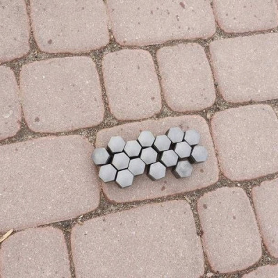 Kapselki dekielki na śrub - na śruby rozmiar 19. Opel Insignia B