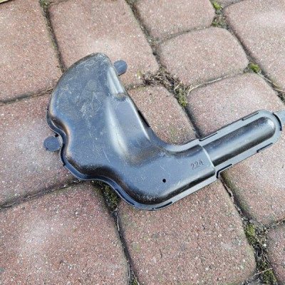 Rezonator dolot powietrza smok 1.0i VVTI 1KR 2022r Toyota Aygo X