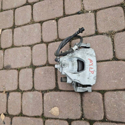 Zacisk przód przedni lewy hamulcowy jażmo Toyota Aygo X 2022r