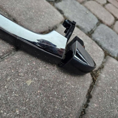 Klamka drzwi tył tylna lewa TEKPN chrom keyless Renault Megane IV