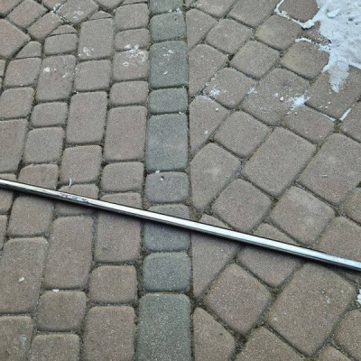 Listwa szyby zgarniacz chrom prawa prawych przód przedni Renault Megane IV