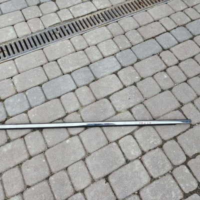 Listwa szyby zgarniacz chrom lewa lewych przód przedni Renault Megane IV