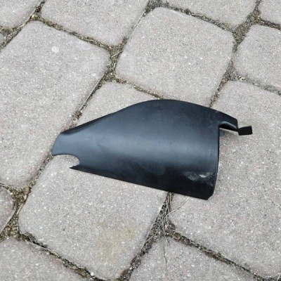 Plastik obudowa osłona trójkąt lusterka lewa Renault Megane IV 802930774R