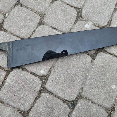 Listwa szyby słupka prawy tył kombi POŁYSK Renault Megane IV 822838317R