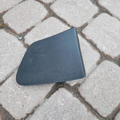 Obudowa osłona klapy bagażnika kombi lewa Renault Megane IV 849239729R