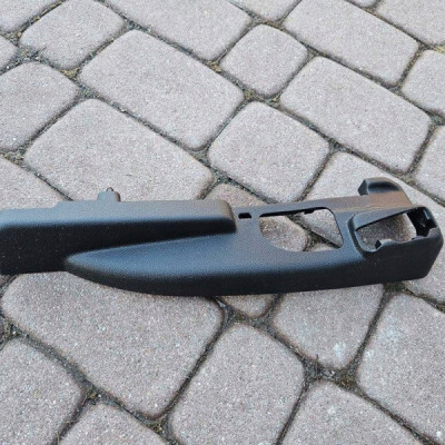 Osłona obudowa szyny fotela lewa prowadnicy Renault Megane IV 1339472X