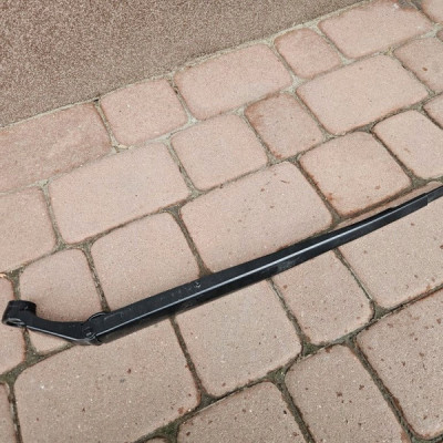 Ramie wycieraczki szyby przedniej EUROPA Toyota Camry VIII XV70 663-2667