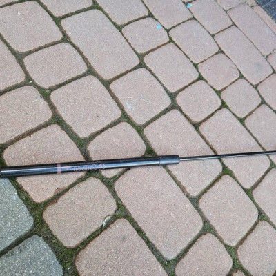 Siłownik teleskop podnoszenia maski Toyota Camry VIII XV70 53440-06200