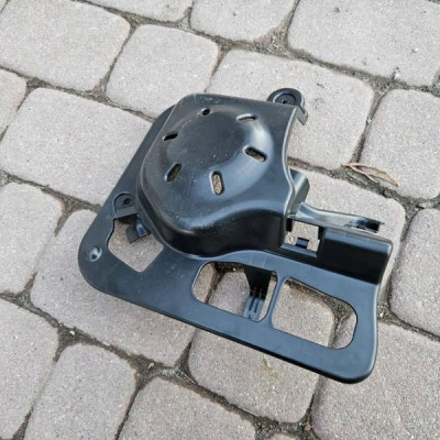 Obudowa osłona nagrzewnicy na nogi nóg pasażera Opel Astra K 39154139