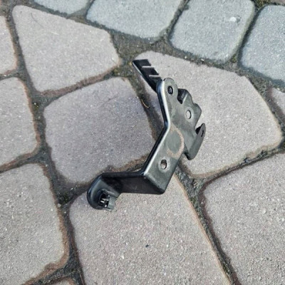 Uchwyt mocowanie wspornik silnika 1.6D Opel Astra K 55573997