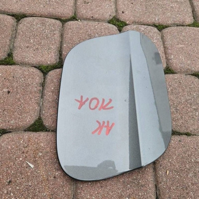 Klapka wlewu paliwa Z10A osłona Opel Astra K 13482519