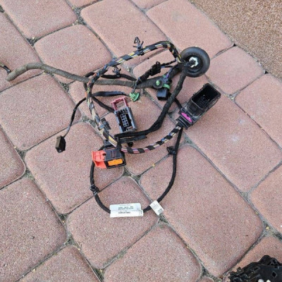 Instalacja wiązka drzwi przód przednia lewa 5drzwi Opel Corsa E 39193944