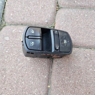 Przełącznik sterowania podnoszenia szyb kierowcy Opel Corsa E D 13430017