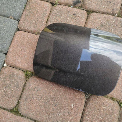 Klapka wlewu paliwa 4X7 TR4X7 wlew Toyota Camry VIII XV70