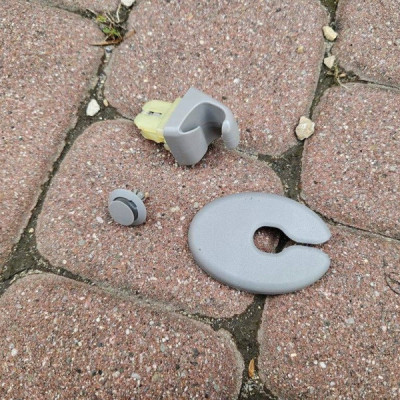 Uchwyt mocowanie wspornik słonecznika daszka podsufi Toyota Camry VIII XV70