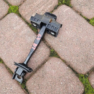 Ogranicznik drzwi tył tylnych LEWY - PRAWY Volkswagen Golf VII 7