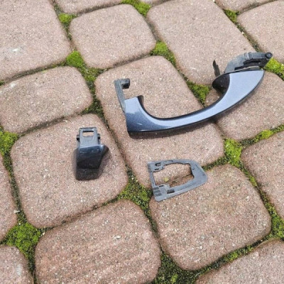 Klamka drzwi tył tylna prawa kompletna zewnętrzna Volkswagen Golf VII 7