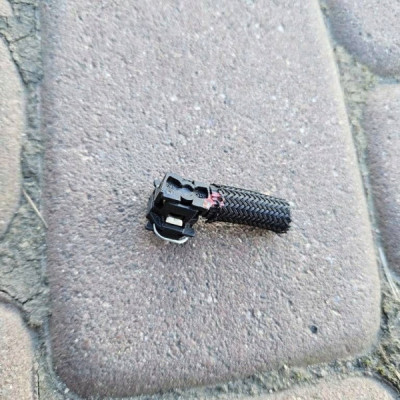 Końcówka wtrysku wtryskiwacza paliwa 1.5D LXD Opel Astra K 55512936