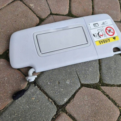 Osłona daszek przeciwsłoneczny pasażera prawy podświetlany Opel Adam