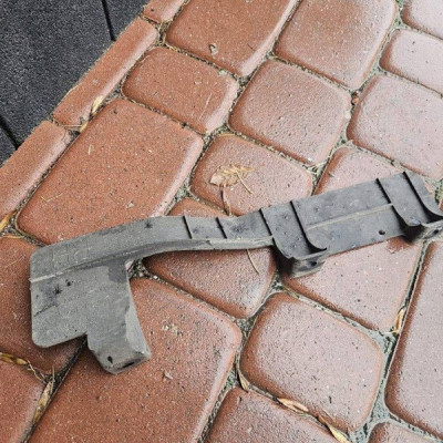 Osłona obudowa tył tylna lewa chlapacz Opel Adam 13454672-