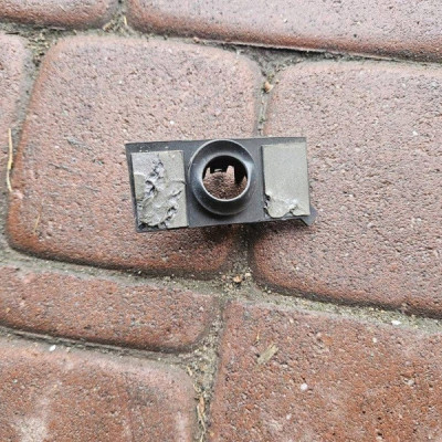 Koszyk uchwyt mocowanie czujnika parkowania PDC przód Opel Adam 13450408