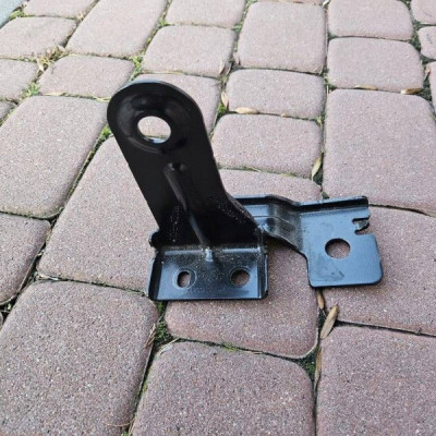 Uchwyt mocowanie wspornik kanapy tył tylnej Opel Adam 22821745