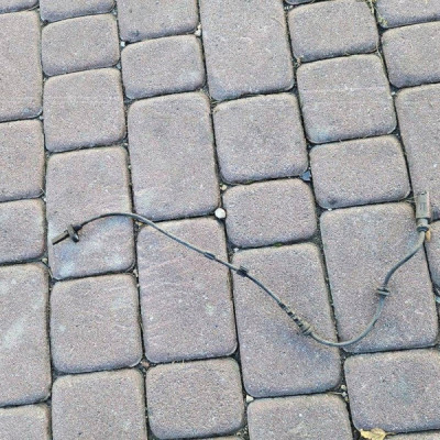 Czujnik ABS tył tylny koła zawieszenia Opel Adam 0265009722