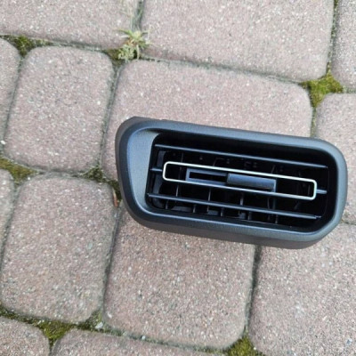 Kratka nawiewu deski chrom PROACE CITY Berlingo Combo E Rifter MOU023003