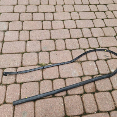 Uszczelka drzwi przód przednich lewych PROACE CITY Combo E Berlingo Rifter