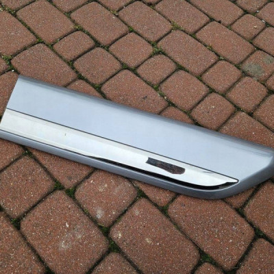 Listwa drzwi przesuwnych prawa chrom KCA PROACE CITY Combo E 9835779877