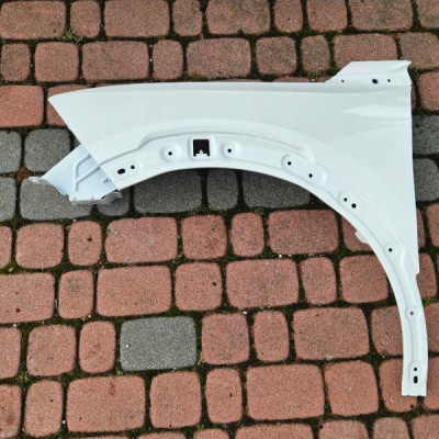 Błotnik przód przedni lewy biały EWP IGŁA Opel Mokka B II