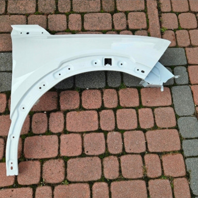 Błotnik przód przedni prawy biały EWP IGŁA Opel Mokka B II