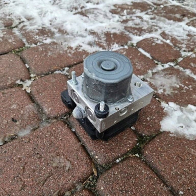 Pompa ABS hamulcowa AYF Opel Corsa E 39002554