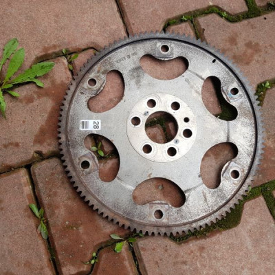 Koło sprzęgła automat Opel Astra J IV 55566376