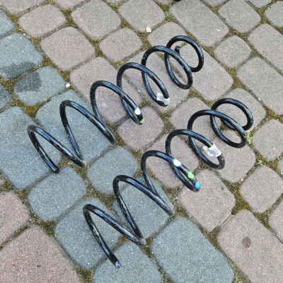 Sprężyna tył tylna osobówka PROACE CITY Berlingo Combo E Rifter