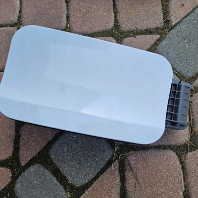 Klapka wlewu paliwa EPR bez Adblue PROACE CITY Berlingo Combo E Rifter