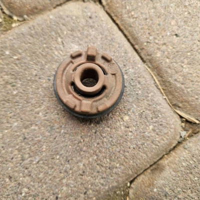 Guma mocowanie chłodnicy uchwyt wspornik Opel Mokka B 2 II