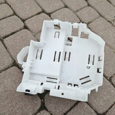 Podstawa bezpieczników uchwyt Opel MOKKA B 2 II 9859969080