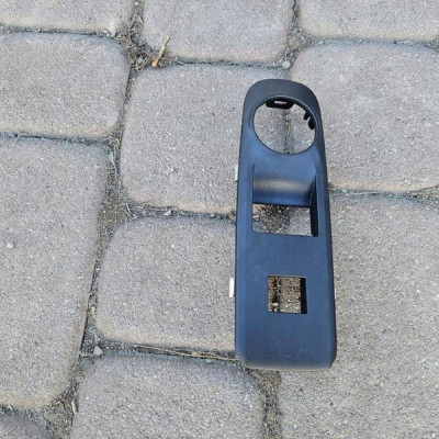 Obudowa przełączników szyb PROACE CITY Berlingo Combo E Rifter 98208816ZD