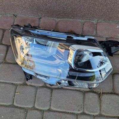 Lampa przednia przód prawa EUROPA IGŁA Citroen Berlingo 9816824780