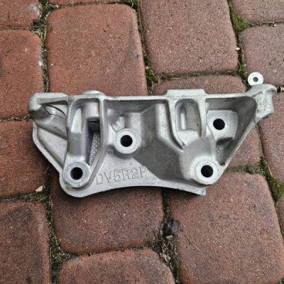 Łapa mocowanie silnika skrzyni PROACE CITY Berlingo Combo E Rifter DV5R2P